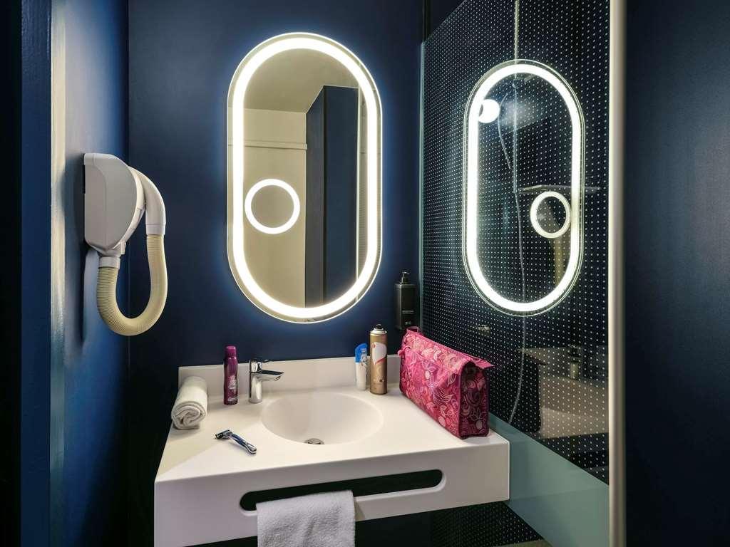 Ibis Saint Rambert D'Albon Hotel Phòng bức ảnh