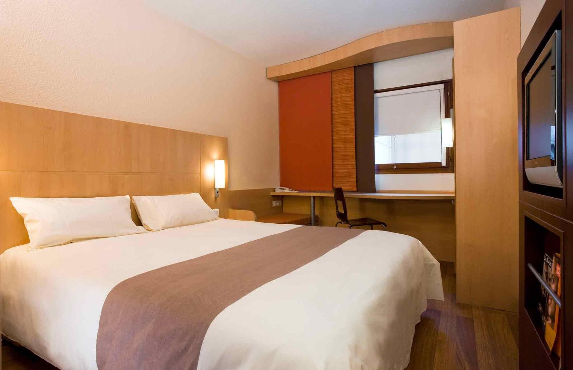Ibis Saint Rambert D'Albon Hotel Ngoại thất bức ảnh